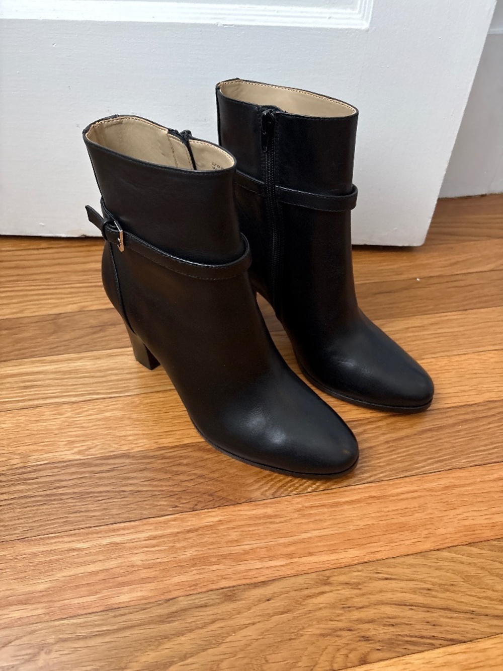 Ann Taylor Leather Booties, Black, Sz 8, NWOB